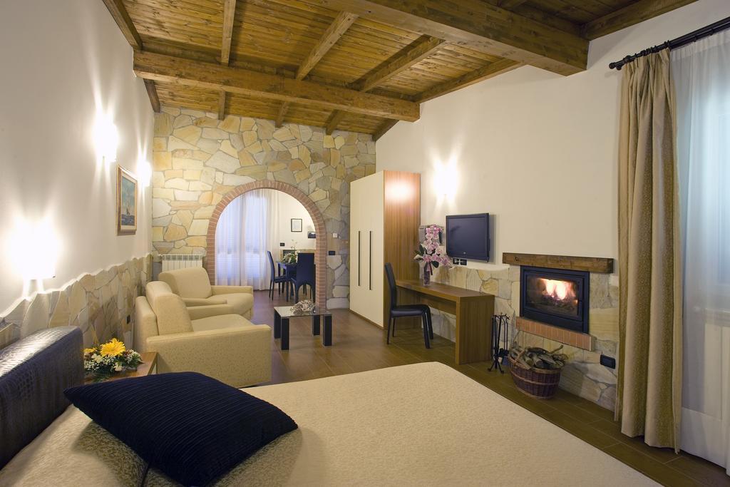 Fattoria Maremmana Aparthotel Marina di Grosseto Buitenkant foto